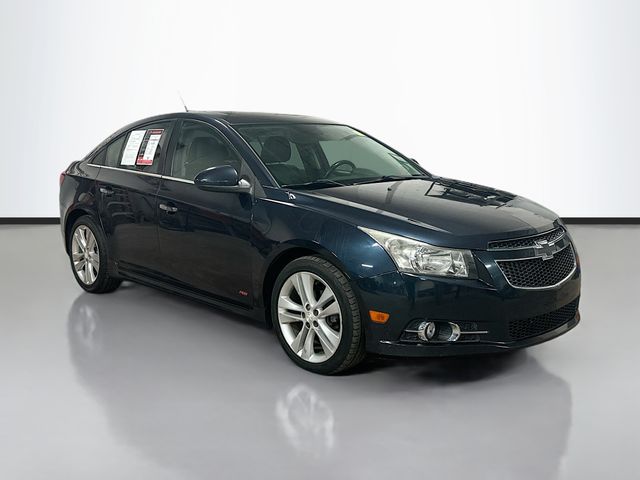 2014 Chevrolet Cruze LTZ photo 2