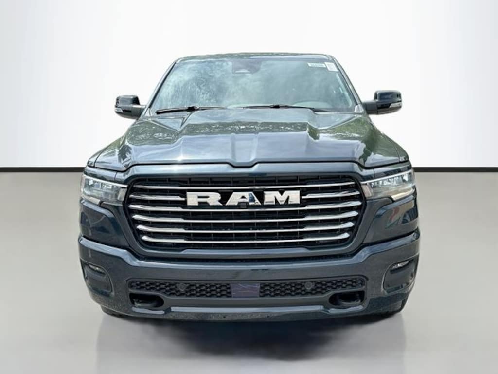 New 2026 Ram 1500 LARAMIE CREW CAB 4X4 5'7 BOX Pickup