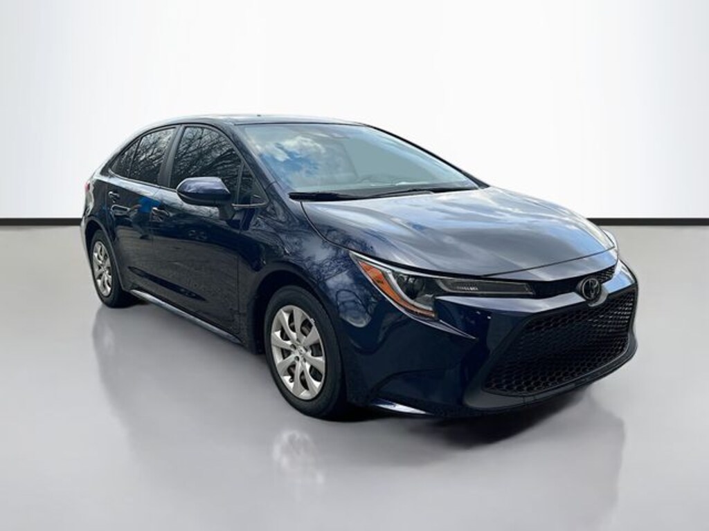 Used 2021 Toyota Corolla LE Sedan