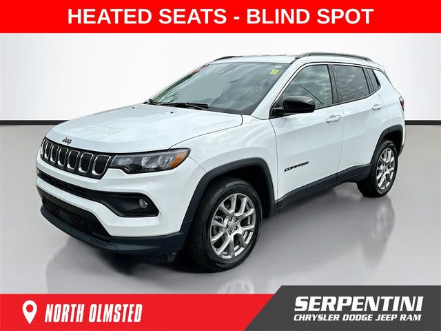 2022 Jeep Compass Latitude Lux 4X4's photo