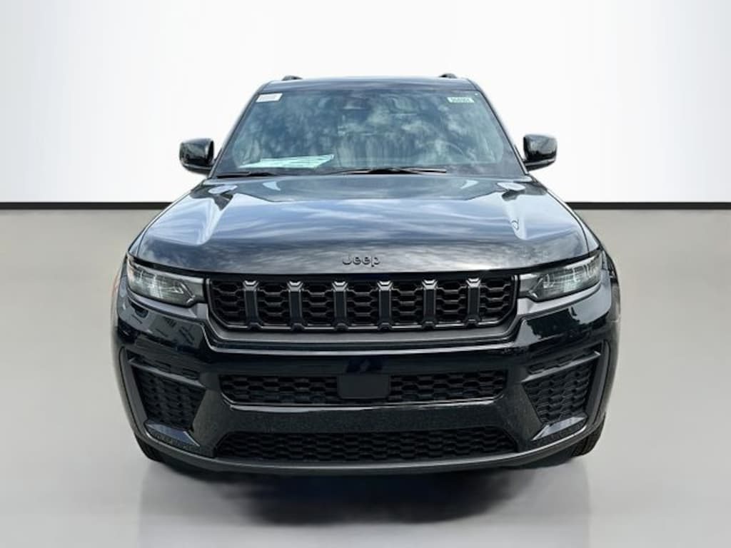 New 2026 Jeep Grand Cherokee LAREDO ALTITUDE 4X4 Sport Utility