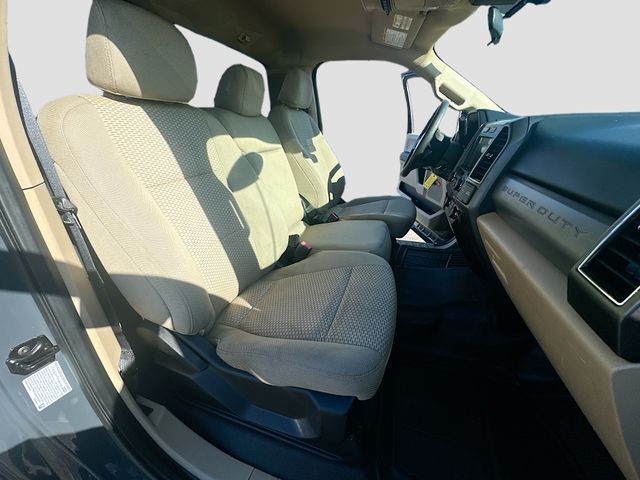 2021 Ford F-350 Super Duty XLT - Photo 24