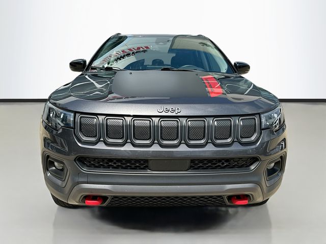 2022 Jeep Compass Trailhawk photo 2
