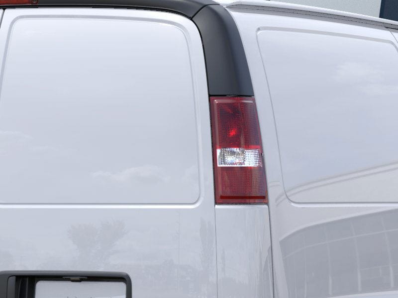 2025 GMC Savana Cargo Work Van - Photo 35