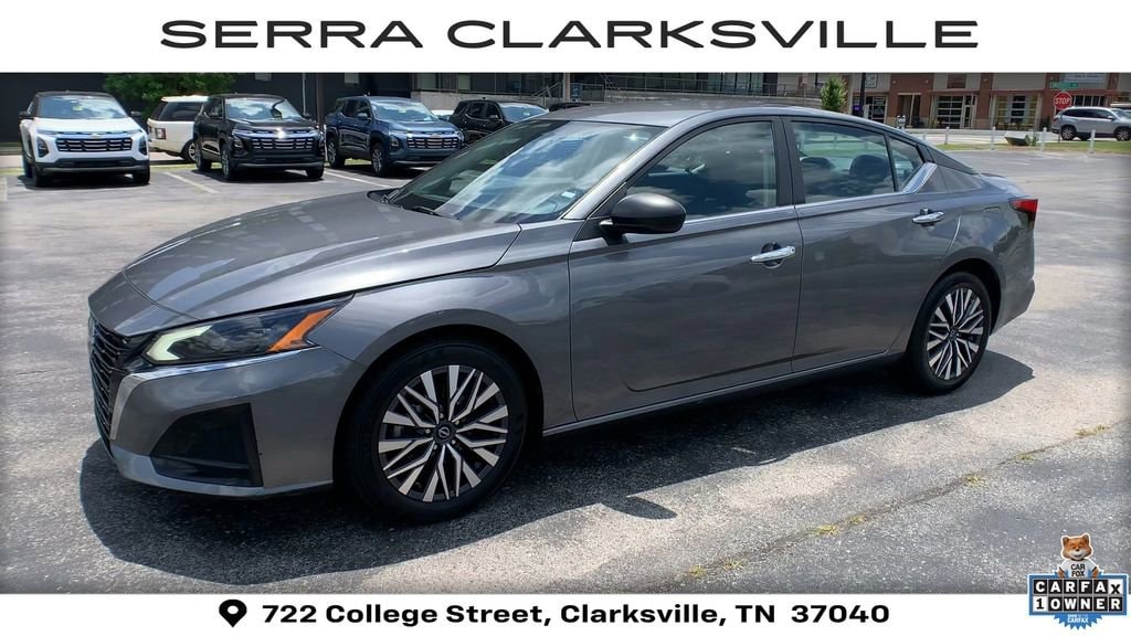 Used 2024 Nissan Altima 2.5 SV