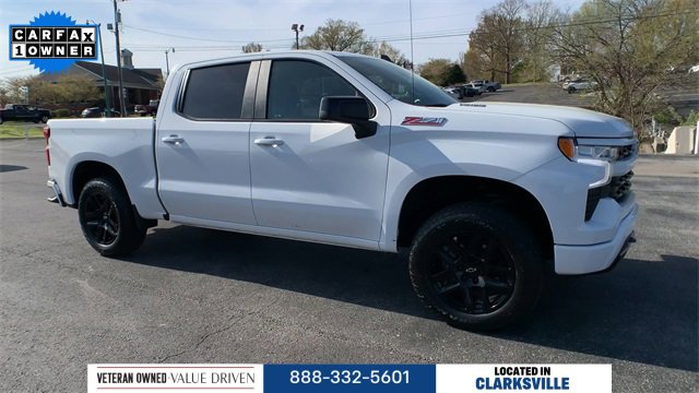 Used 2023 Chevrolet Silverado 1500 RST with VIN 1GCUDEE88PZ184112 for sale in Clarksville, TN