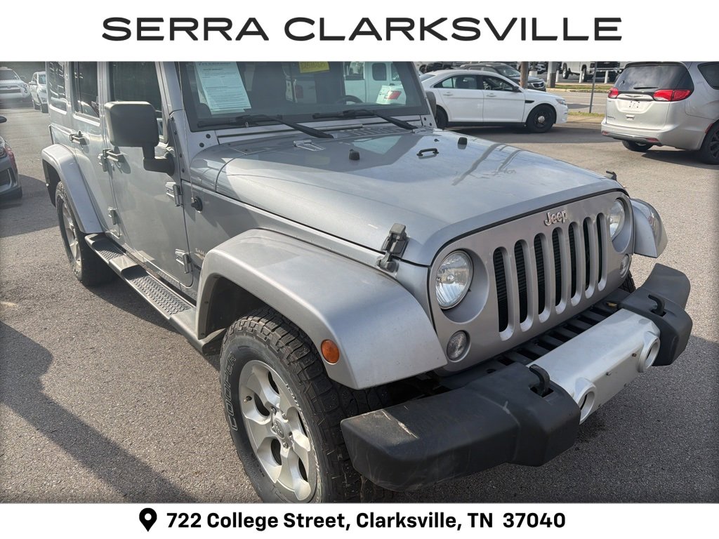 2014 Jeep Wrangler Unlimited Sahara photo 2