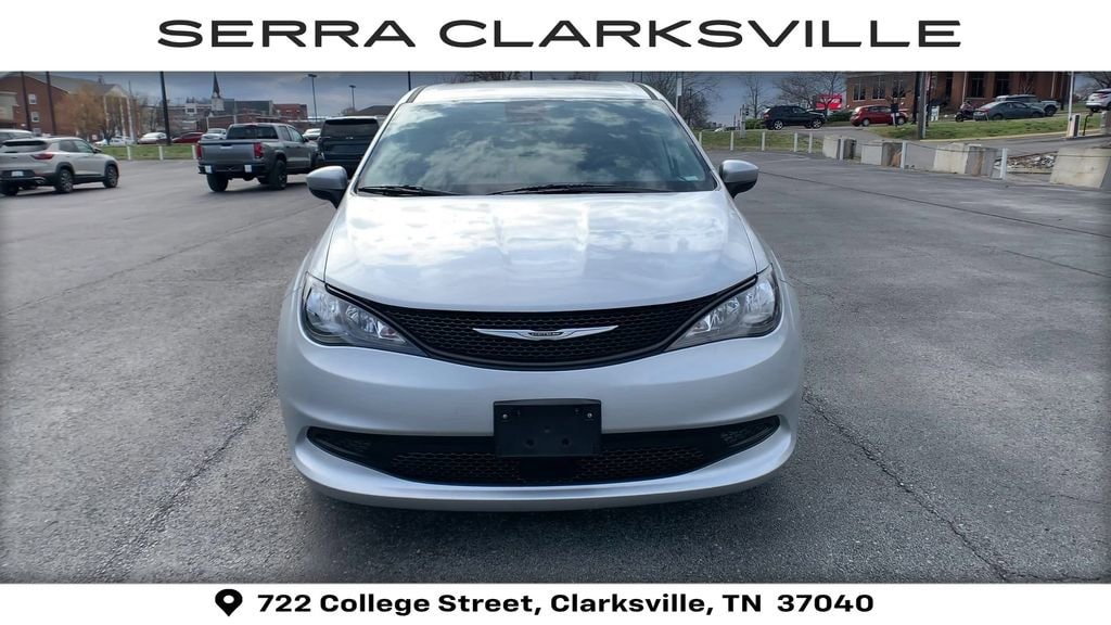 Used 2023 Chrysler Voyager LX