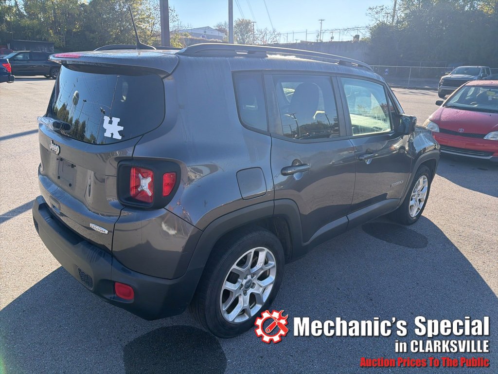 2018 Jeep Renegade Latitude North Edition photo 2