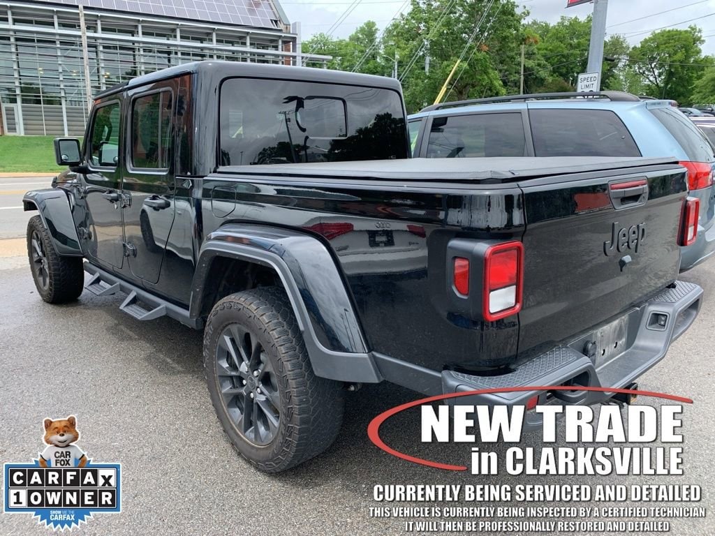 Used 2024 Jeep Gladiator Nighthawk