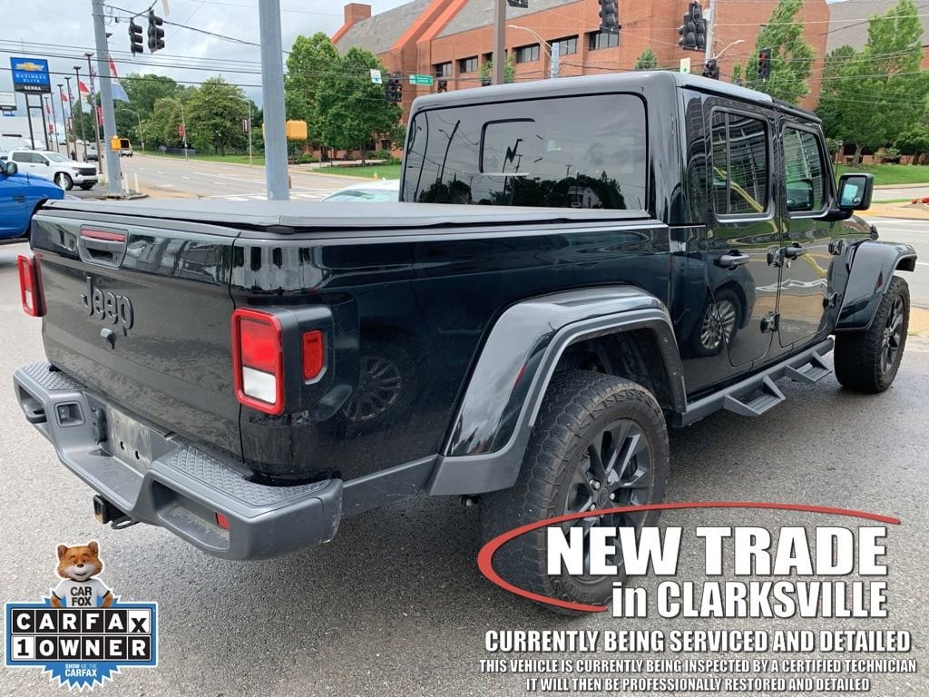 Used 2024 Jeep Gladiator Nighthawk