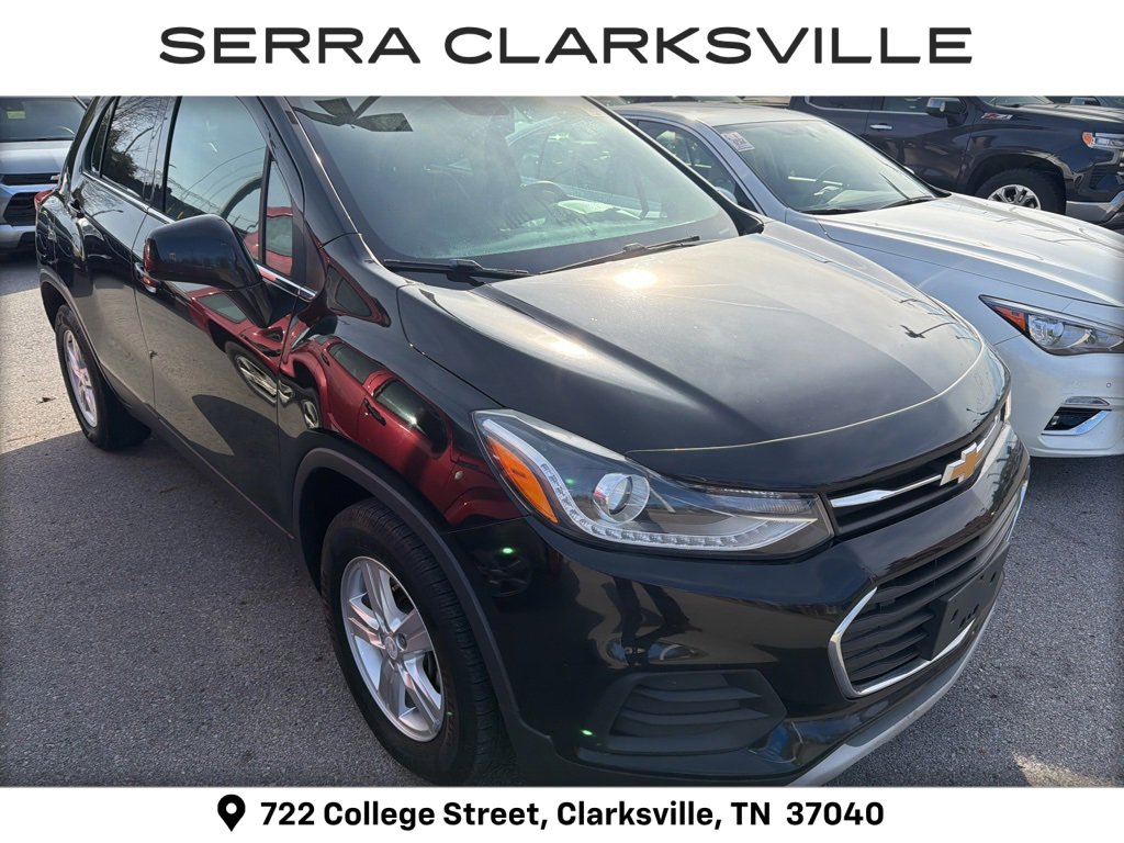 2020 Chevrolet Trax LT photo 2