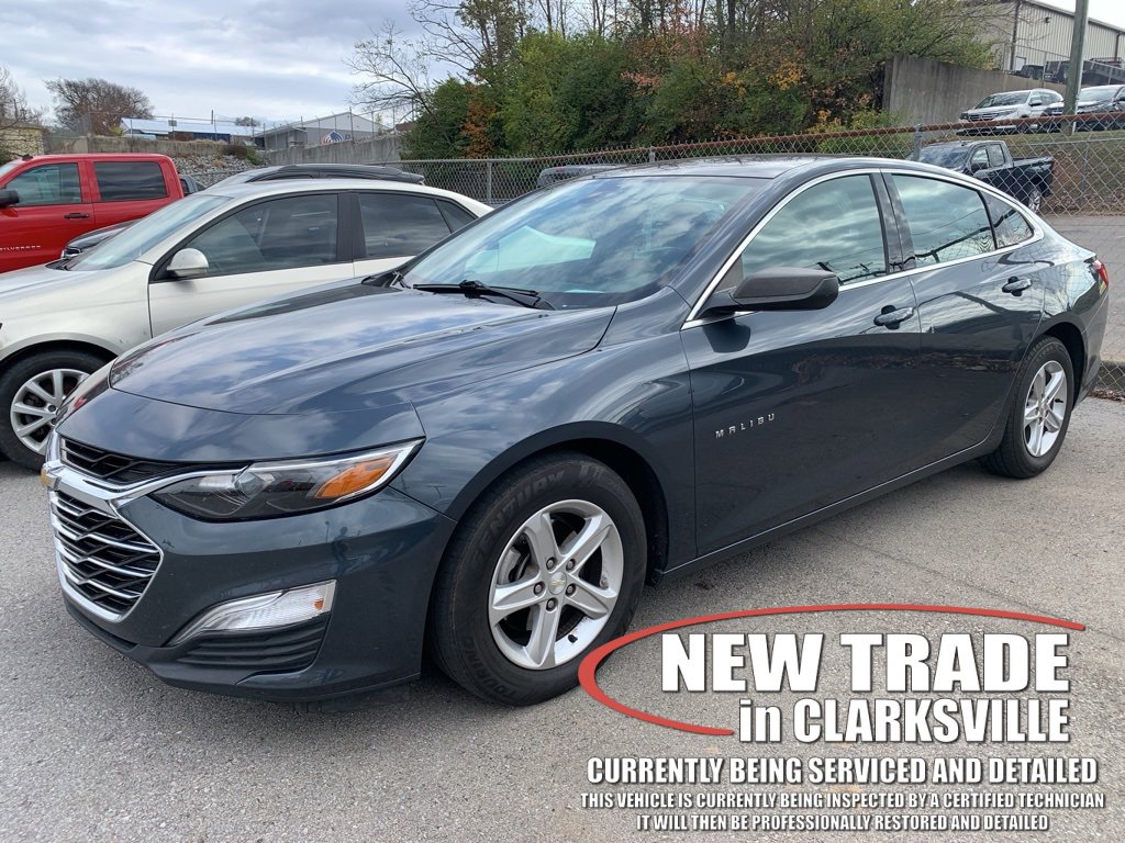 2020 Chevrolet Malibu LS photo 2