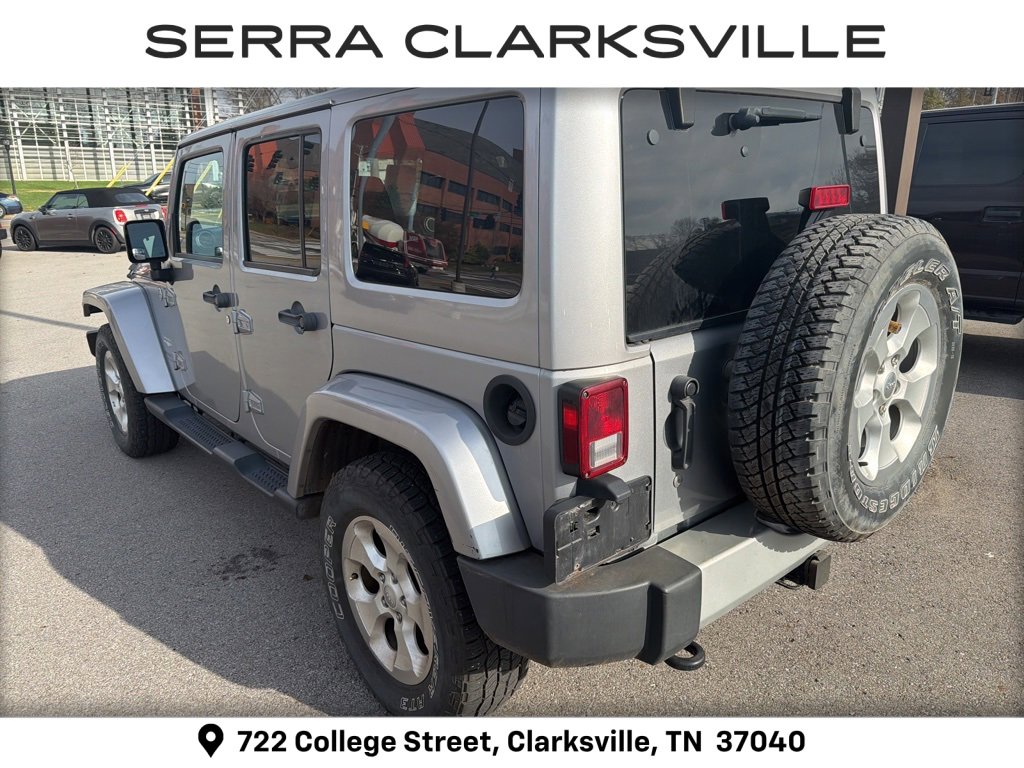 2014 Jeep Wrangler Unlimited Sahara photo 4