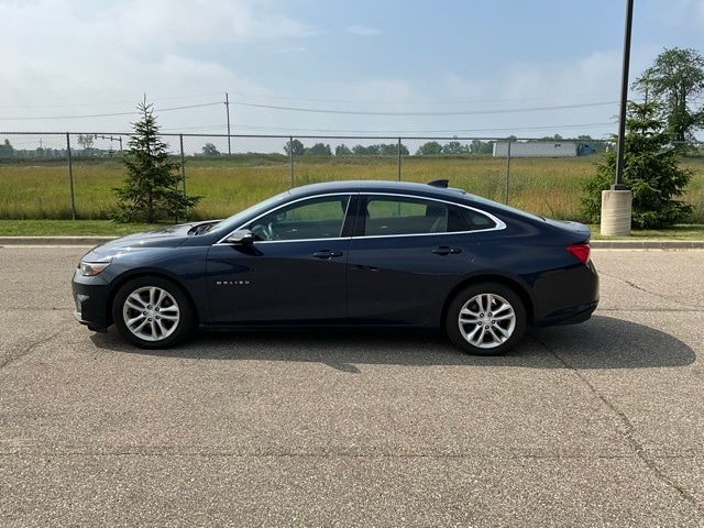 Used 2017 Chevrolet Malibu 1LT with VIN 1G1ZE5STXHF101092 for sale in Orion, MI