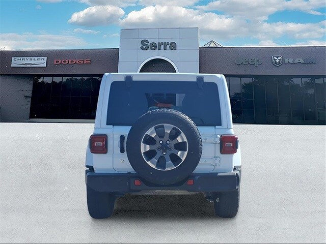2018 Jeep Wrangler Unlimited Sahara photo 4