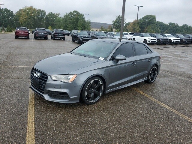 2016 Audi A3 2.0T Premium photo 2