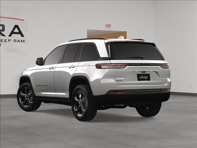 2025 Jeep Grand Cherokee Altitude photo 4