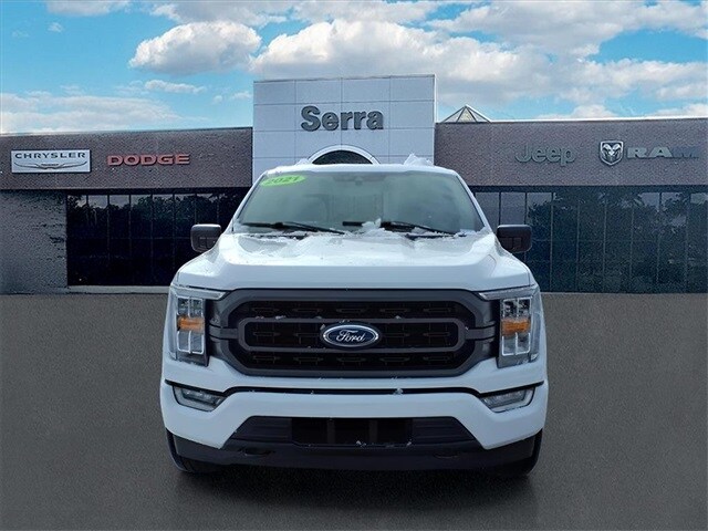 2021 Ford F-150 XLT photo 2