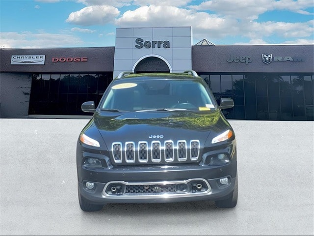 Used 2015 Jeep Cherokee Limited with VIN 1C4PJMDS2FW642093 for sale in Orion Township, MI