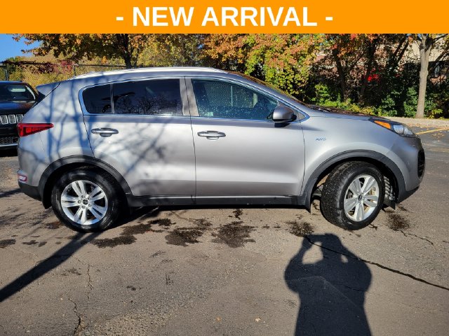 Used 2019 Kia Sportage LX with VIN KNDPMCAC2K7574526 for sale in Orion Township, MI