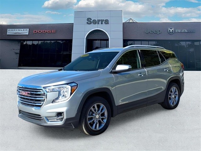 2024 Gmc Terrain SLT photo 2