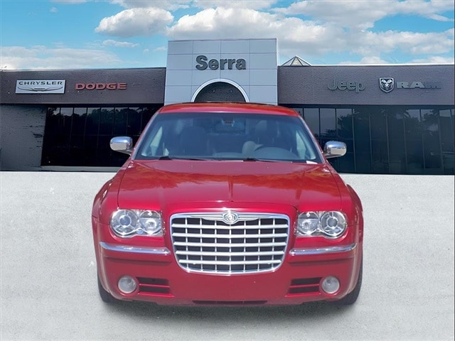 Used 2007 Chrysler 300 C Executive Series with VIN 2C3KA63H67H893733 for sale in Orion Township, MI