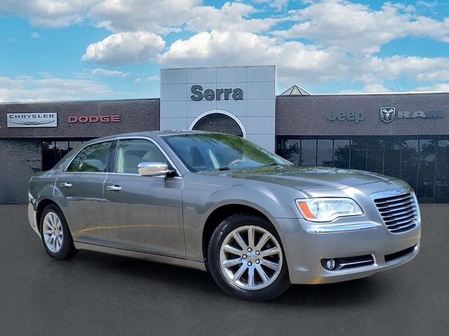 2011 Chrysler 300 Limited's photo