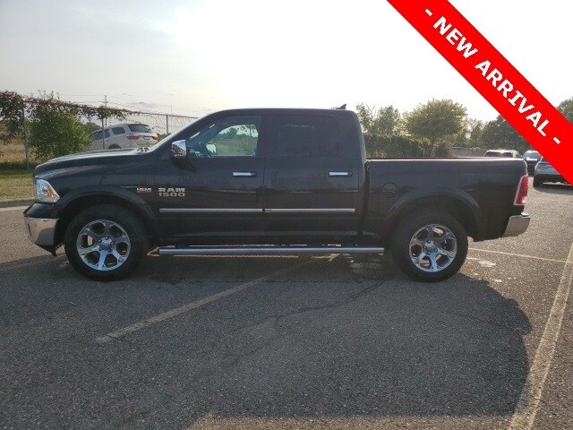2016 Ram 1500 Laramie photo 3