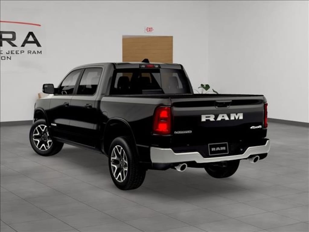 New 2026 Ram 1500 LARAMIE CREW CAB 4X4 5'7 BOX Pickup