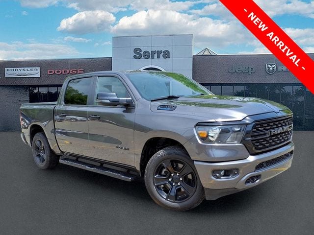 2023 RAM 1500 Big Horn/Lone Star 4x4 Crew Cab 5'7's photo
