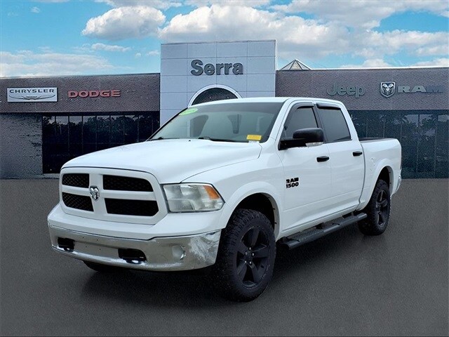 2015 Ram 1500 Outdoorsman photo 3