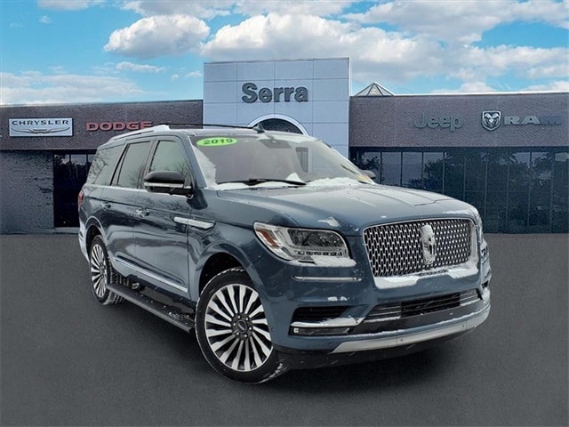 2019 Lincoln Navigator Reserve's photo