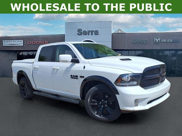 2018 RAM 1500 Night 4x4 Crew Cab 5'7's photo