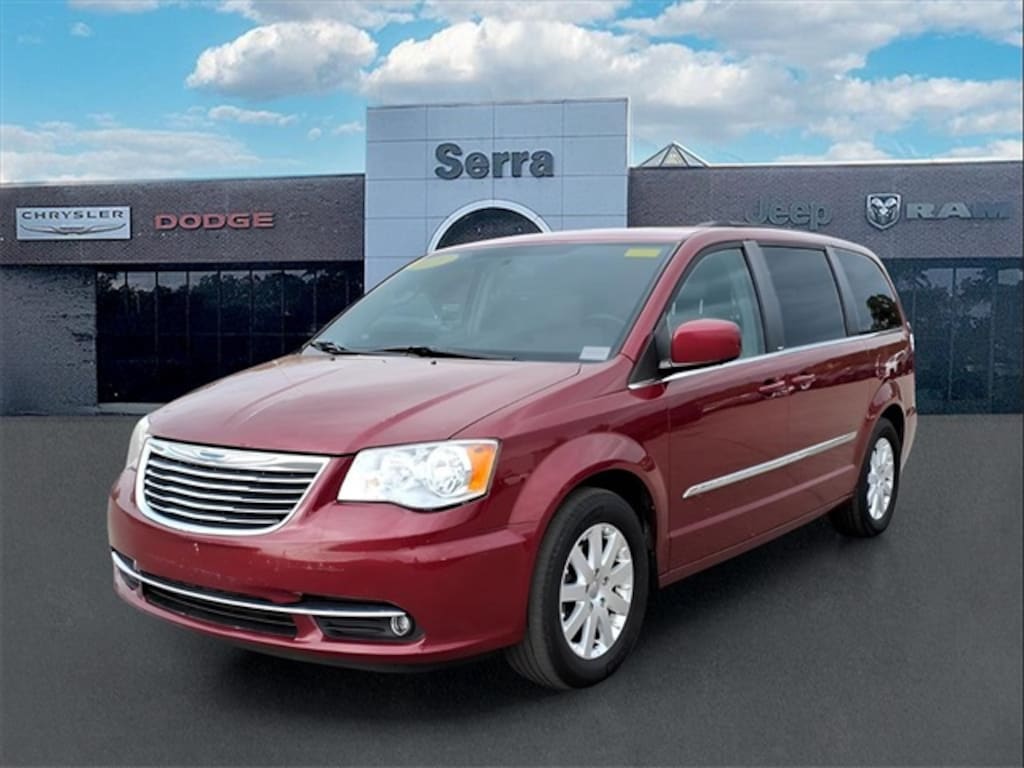 Used 2012 Chrysler Town & Country Touring Minivan/Van