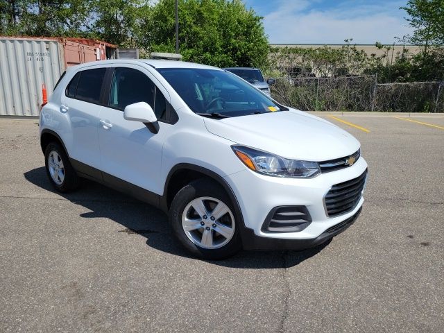2017 Chevrolet Trax LS AWD's photo