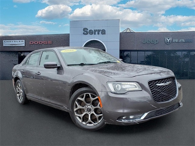 2016 Chrysler 300 S