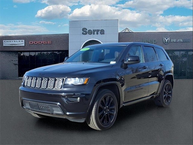 2022 Jeep Cherokee Laredo X photo 3