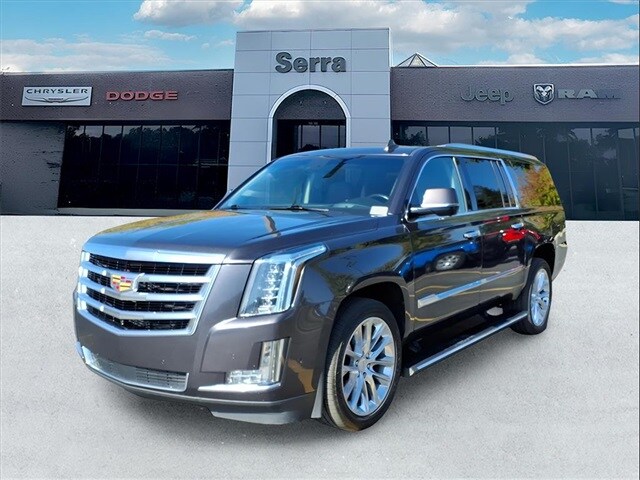 2018 Cadillac Escalade ESV Premium Luxury photo 3