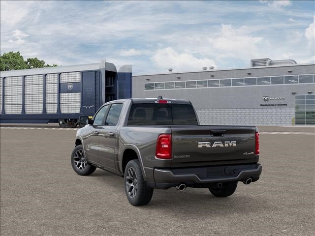 2026 Ram 1500 Laramie photo 3