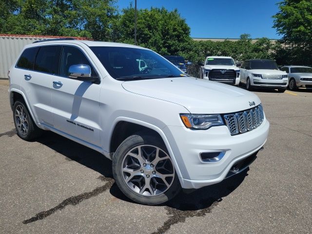 2020 Jeep Grand Cherokee Overland 4WD's photo