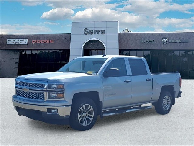 2014 Chevrolet Silverado 1500 LT photo 2