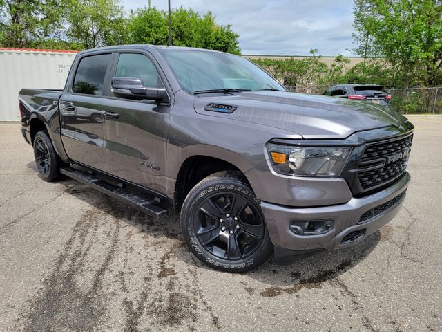 2024 RAM 1500 Big Horn/Lone Star 4x4 Crew Cab 5'7's photo
