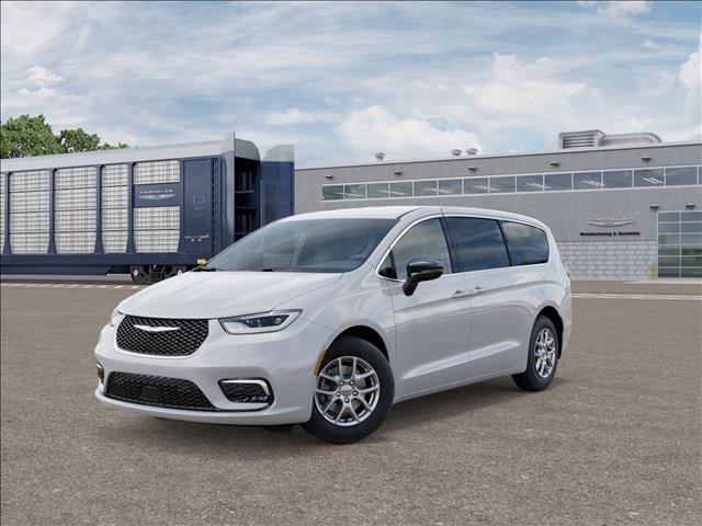 2026 Chrysler Pacifica Select's photo