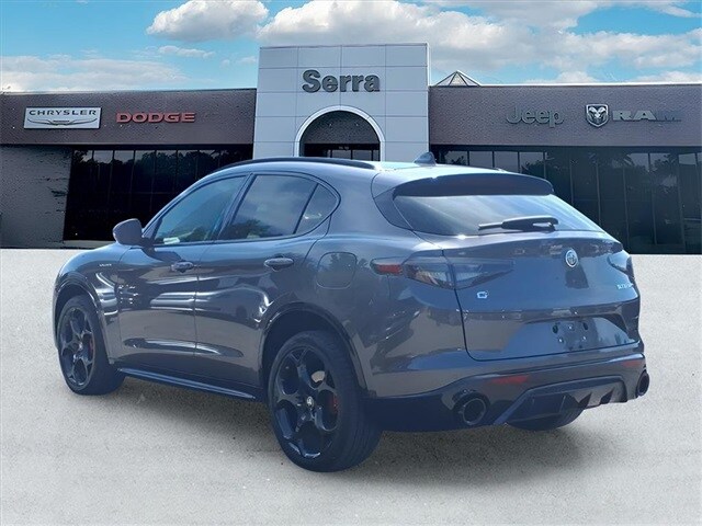2024 Alfa Romeo Stelvio Tributo Italiano photo 3