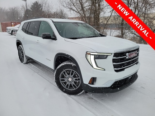 2025 GMC Acadia Elevation's photo