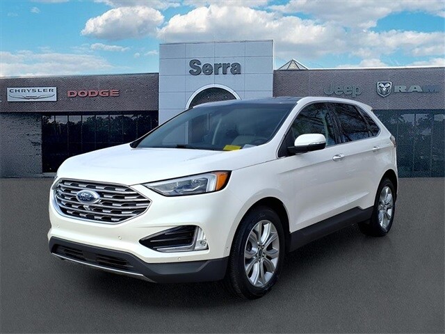 2019 Ford Edge Titanium photo 3