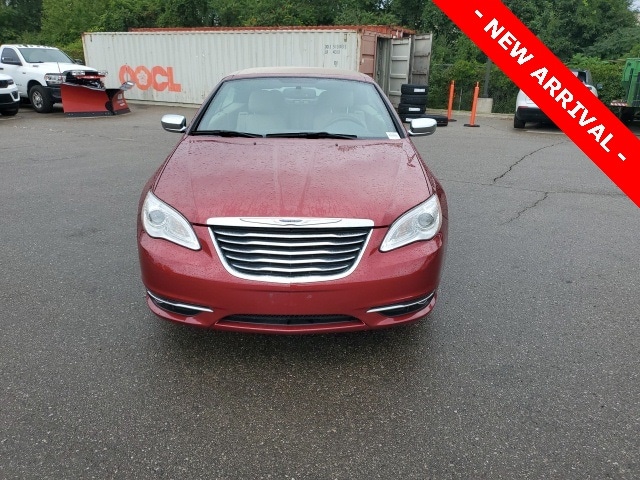 Used 2012 Chrysler 200 Limited with VIN 1C3BCBFG3CN217828 for sale in Orion Township, MI