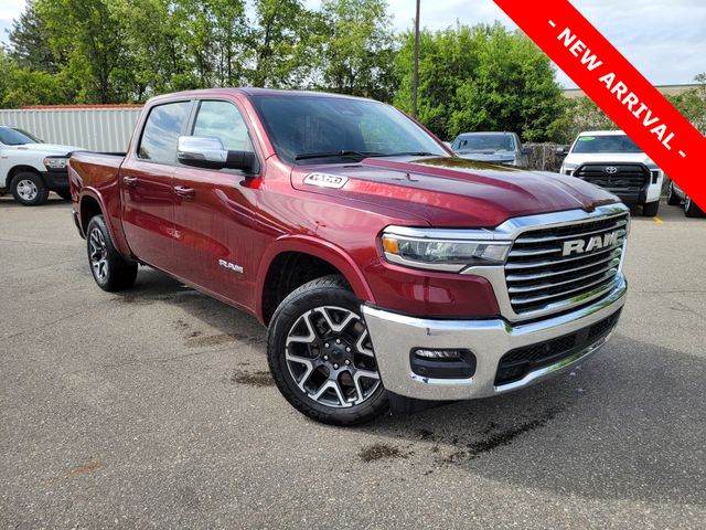 2025 RAM 1500 Laramie 4x4 Crew Cab 5'7's photo