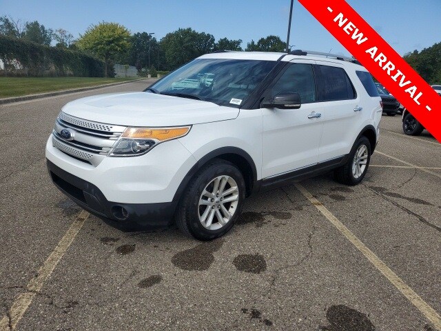 2015 Ford Explorer XLT photo 3